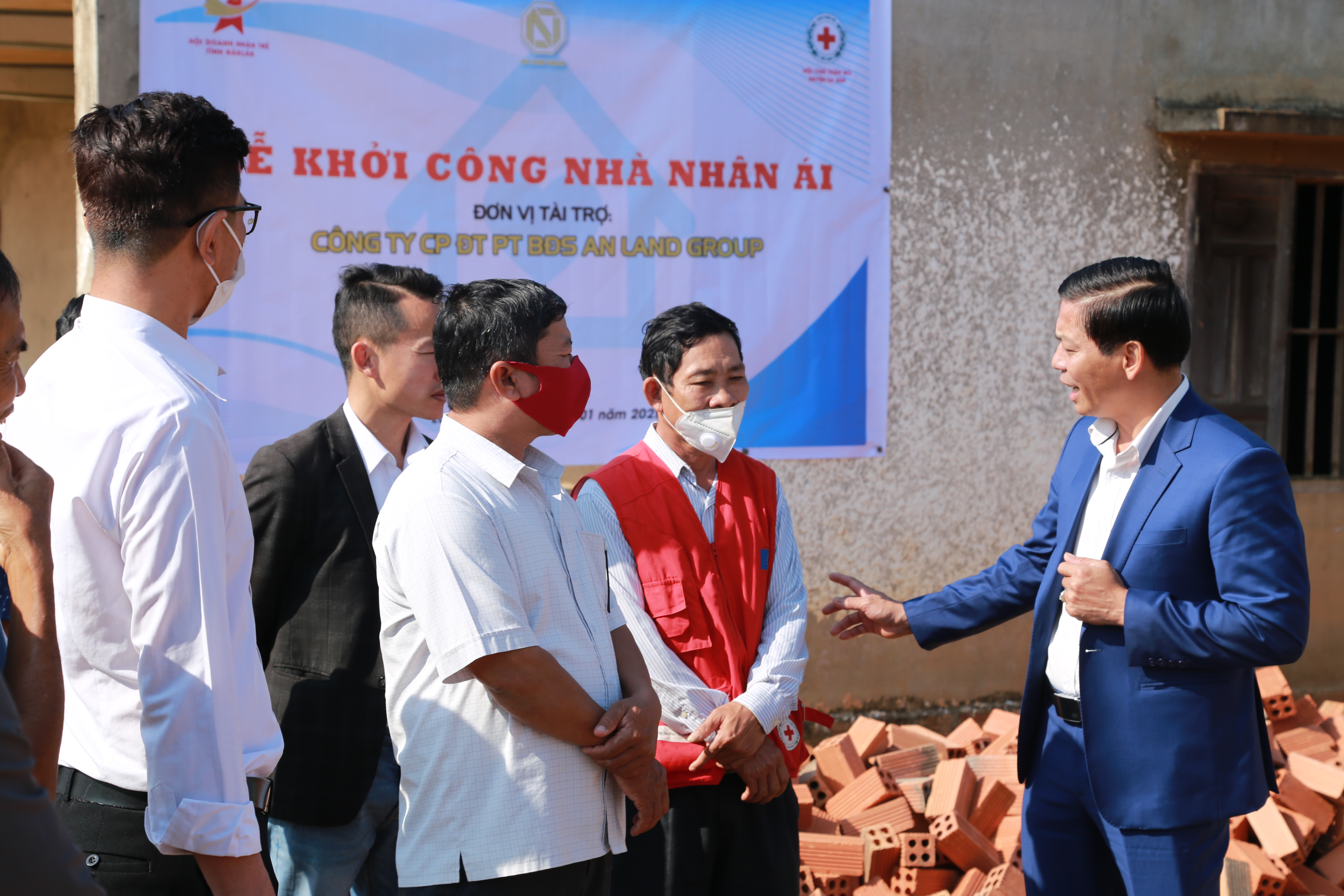 CÔNG TY BĐS AN LAND KHỞI CÔNG XÂY DỰNG NHÀ NHÂN ÁI CHO GIA ĐÌNH CÓ HOÀN CẢNH KHÓ KHĂN Ở EA SÚP